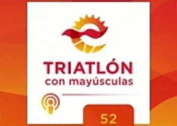 TRIATLÓN, con mayúsculas.