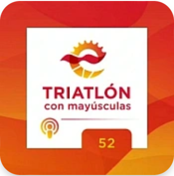 TRIATLÓN, con mayúsculas.